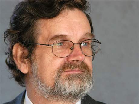 Josip_Pečarić