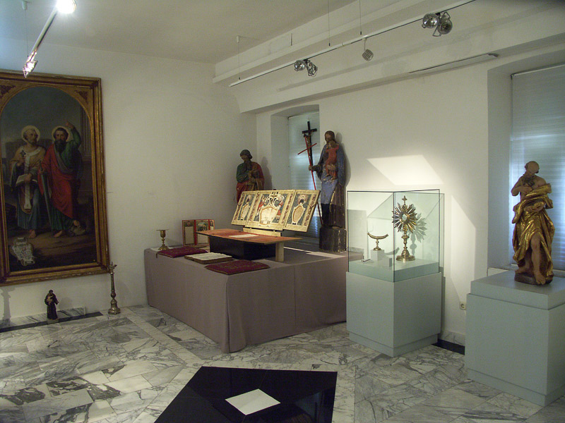 34-Franjevacki samostan i galerija Livno