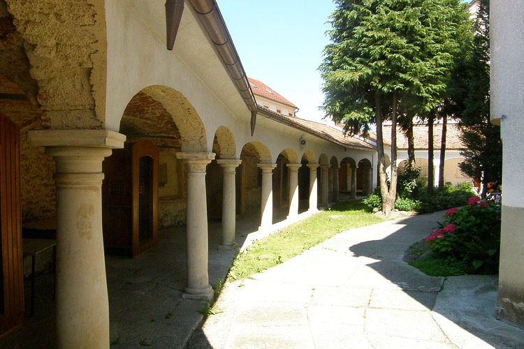 Cinktor s nišama i puškarnicama
